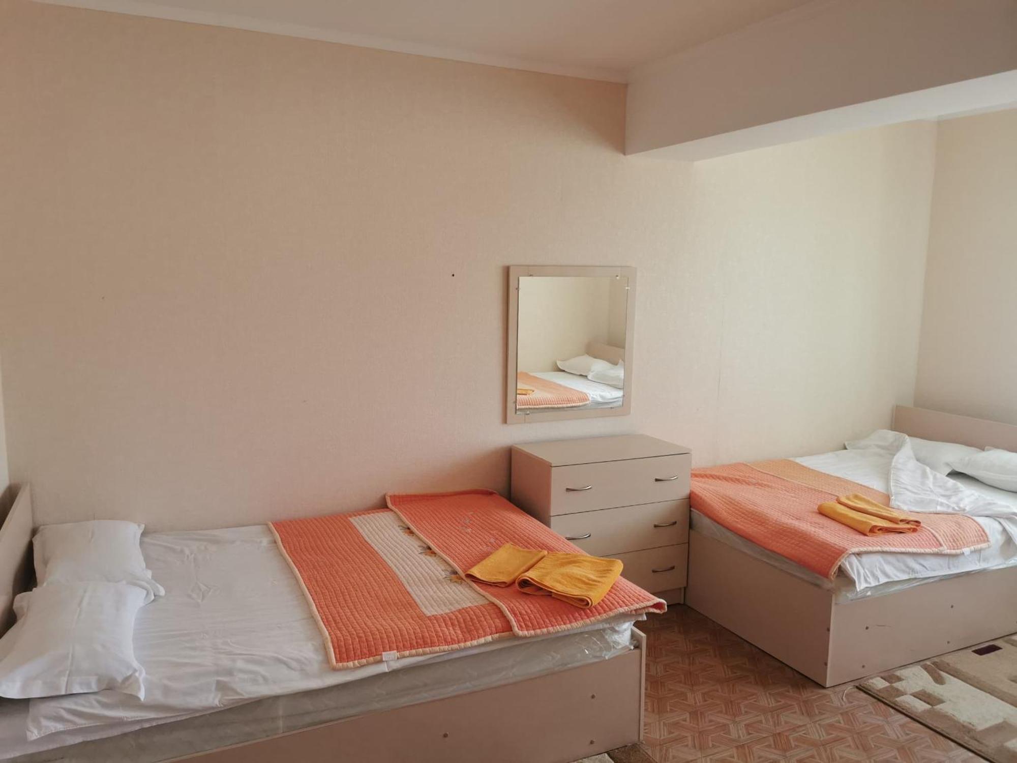 Taberik Hotel Chon-Sary-Oy Buitenkant foto